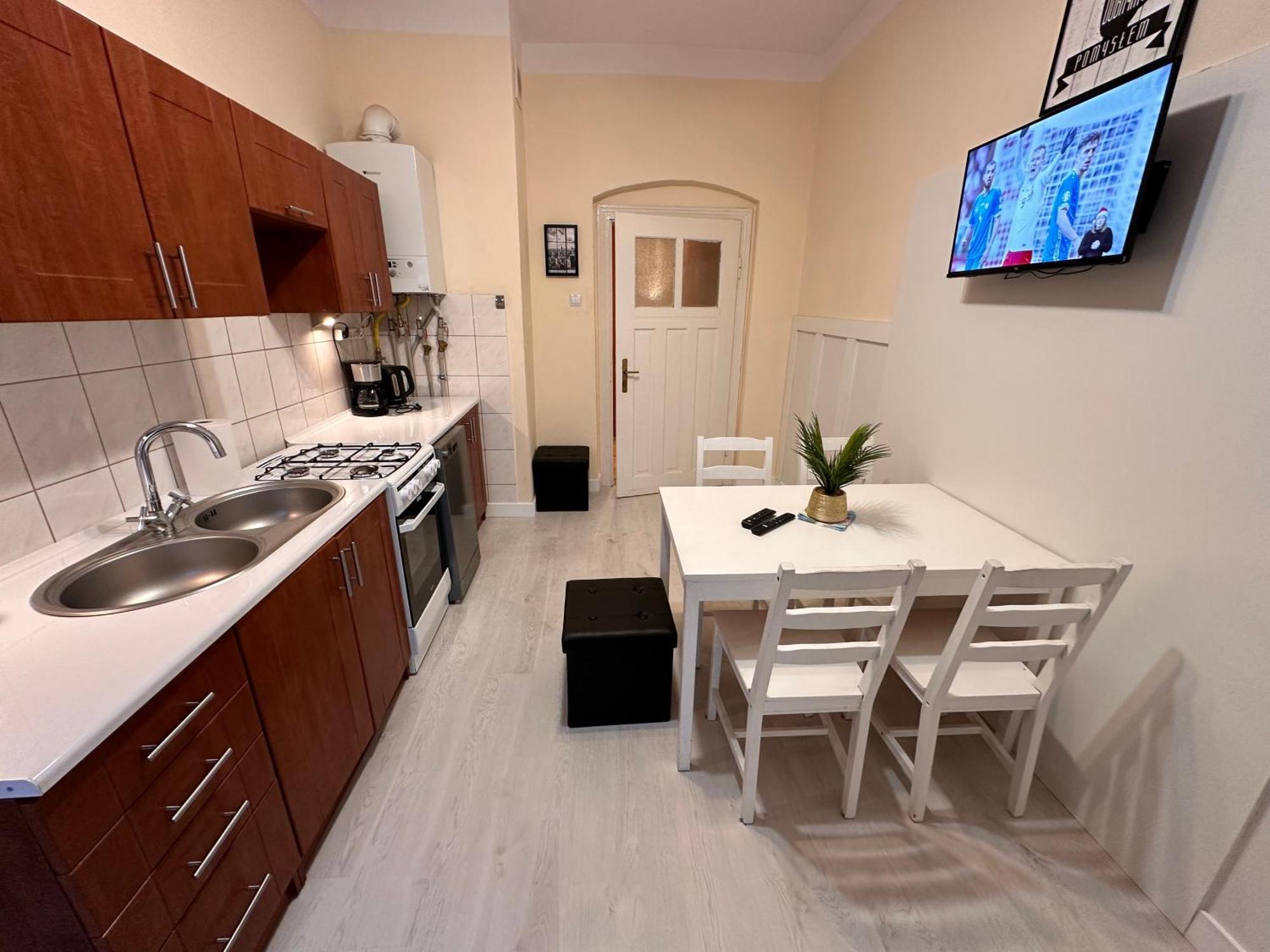 Apartamenty Ktw Central Station Katowice Bagian luar foto