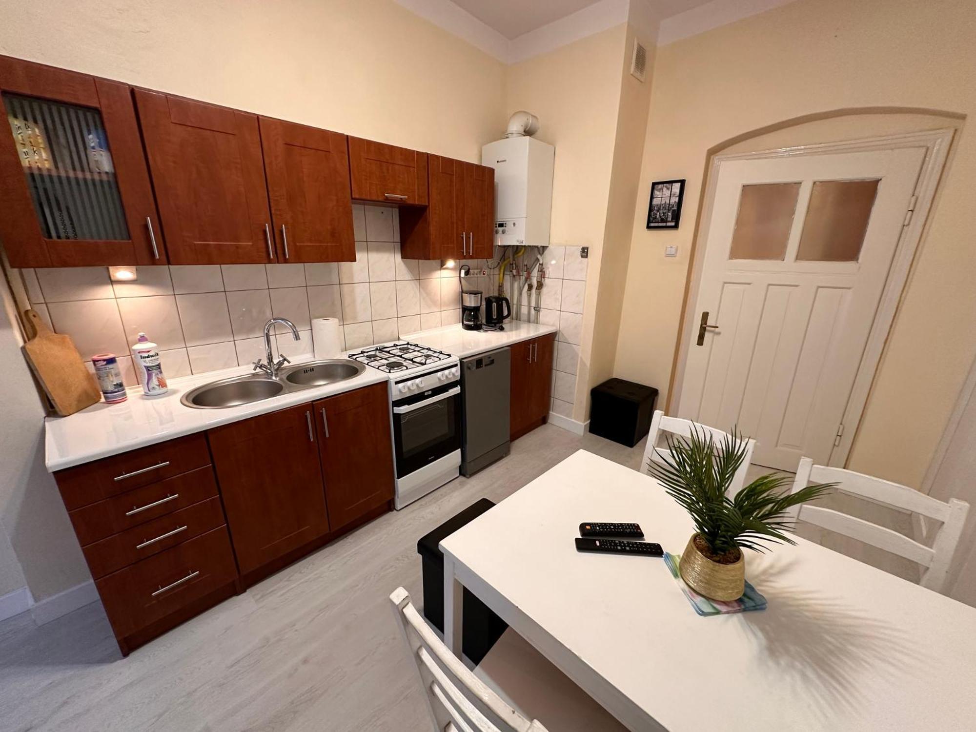 Apartamenty Ktw Central Station Katowice Bagian luar foto